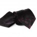 Lila virágmintás, fekete nyakkendő díszzsebkendővel