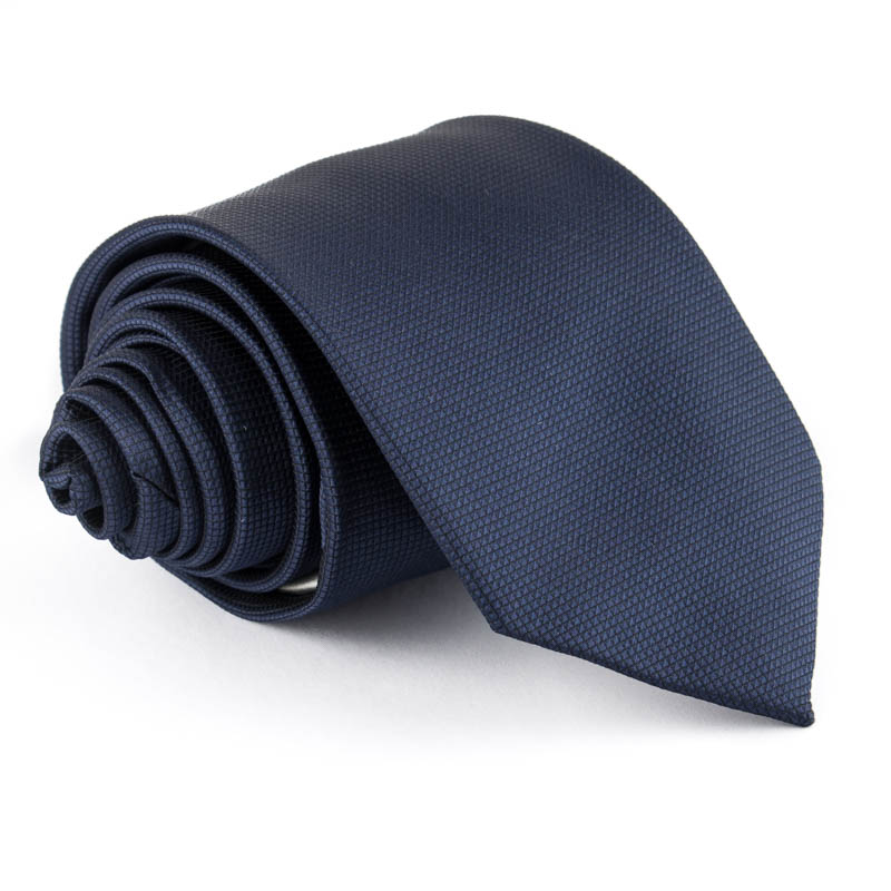 Sötétkék, anyagában mintás nyakkendő